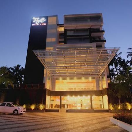 Diana Heights Luxury Hotel Nedumbassery Extérieur photo