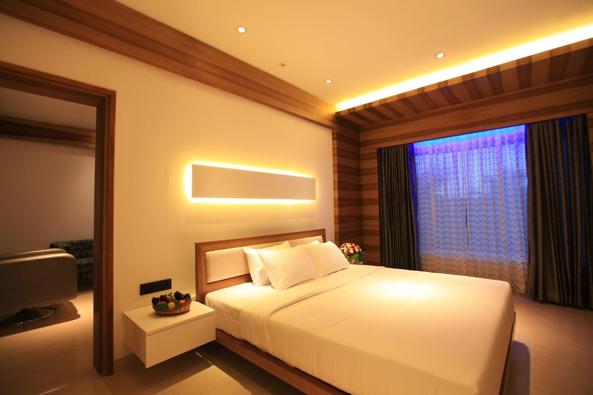 Diana Heights Luxury Hotel Nedumbassery Extérieur photo
