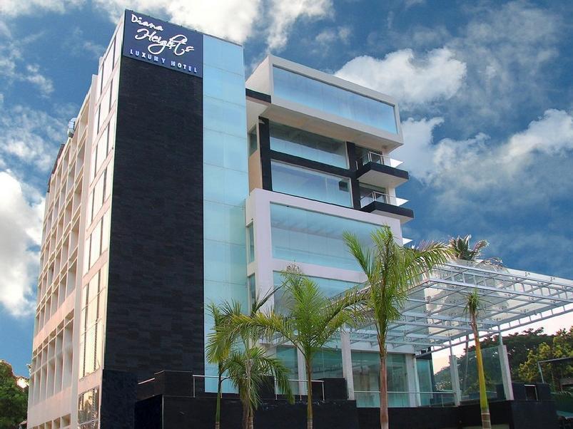 Diana Heights Luxury Hotel Nedumbassery Extérieur photo