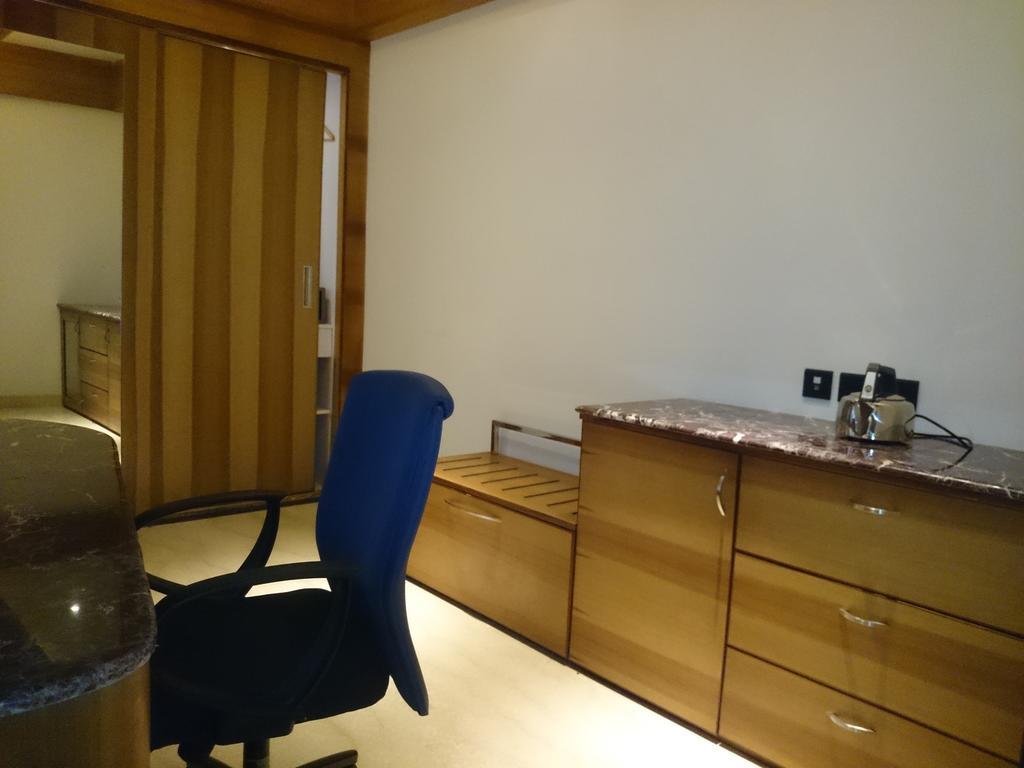 Diana Heights Luxury Hotel Nedumbassery Extérieur photo