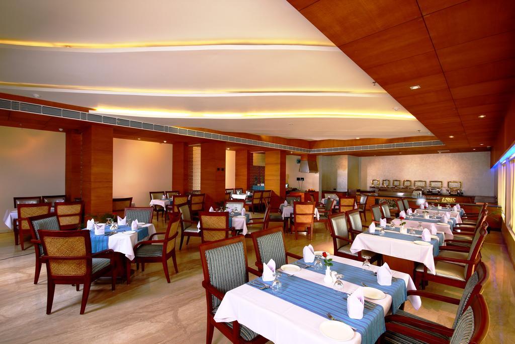 Diana Heights Luxury Hotel Nedumbassery Extérieur photo