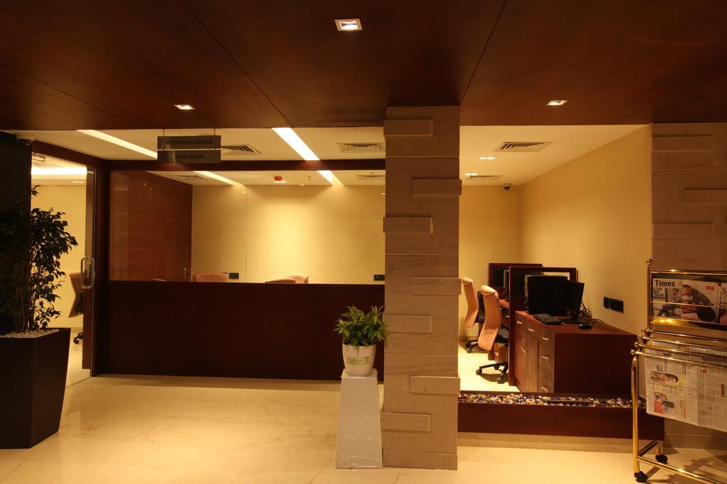 Diana Heights Luxury Hotel Nedumbassery Extérieur photo
